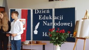 Czytaj więcej o: Świętujemy Dzień Edukacji Narodowej