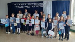 Czytaj więcej o: XXXVI Gminny Konkurs Recytatorski „Wrażliwość na słowa”