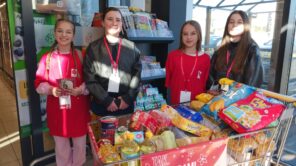 Czytaj więcej o: Zbiórka żywności „TAK, POMAGAM!”